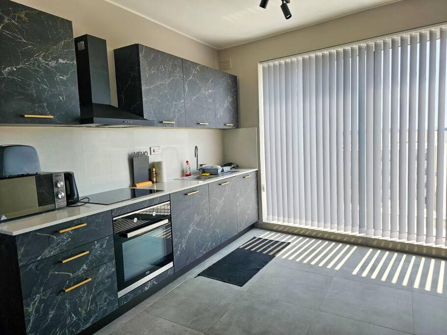 Marsaskala Sea View Duplex Penthouse - Mive Properties Exteriör bild