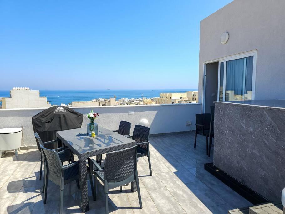 Marsaskala Sea View Duplex Penthouse - Mive Properties Exteriör bild